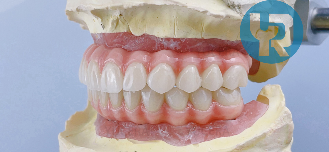 Yucera 4D Multicapa Disco De Zirconia De Alta Resistencia De Zirconia De Alta Translucidez Dental De Alta Calidad